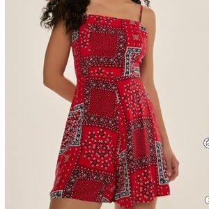 NWT Francesca’s Bandana Print Shorts Romper Large